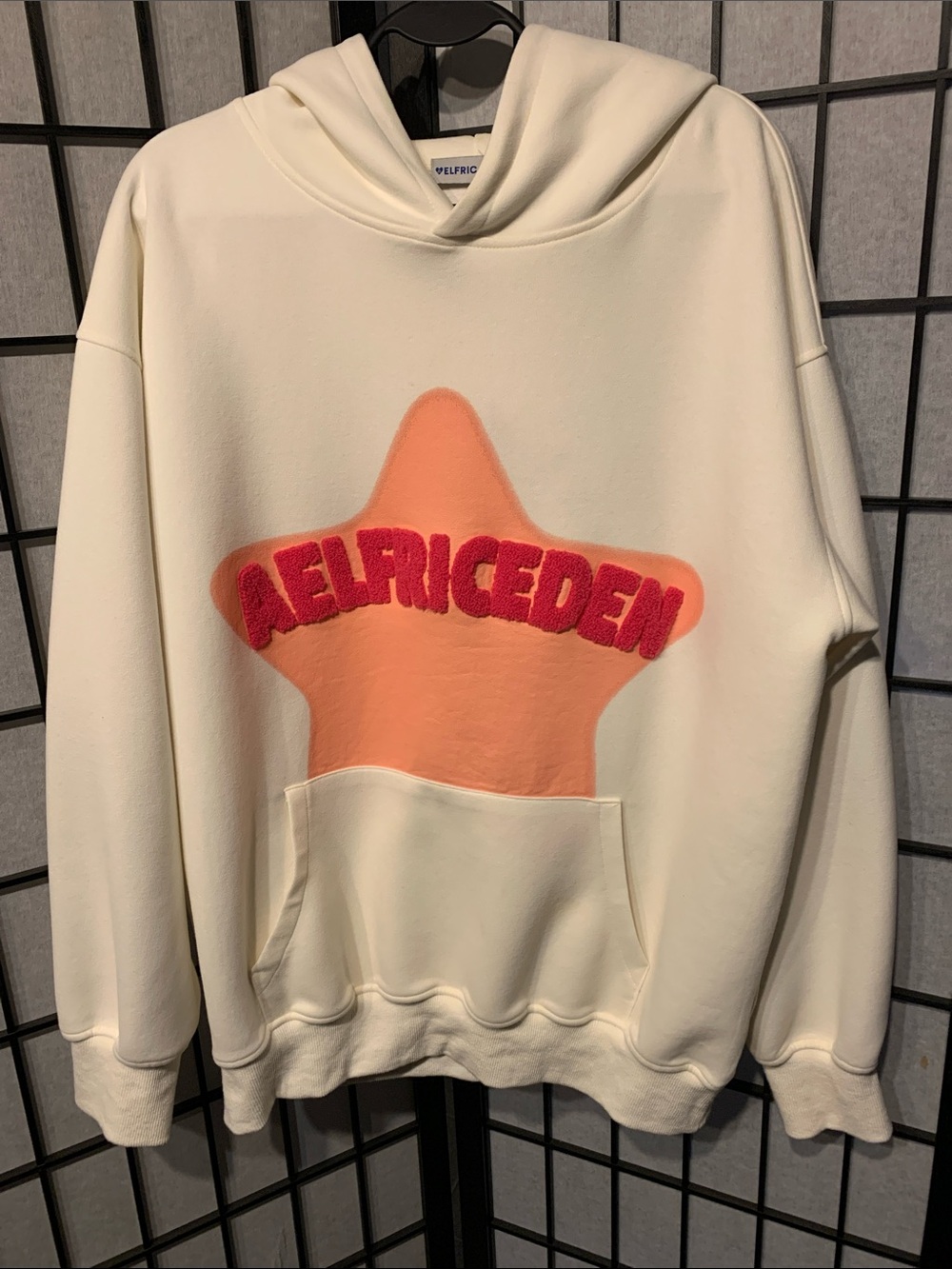 Aelfric Eden Cream Hoodie with Peach Star & Red Logo Size S